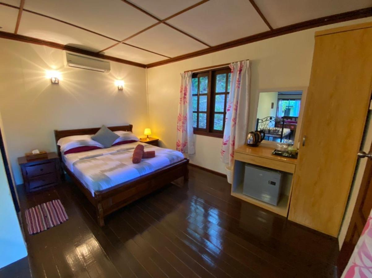 Minang Cove Resort Kampong Mukut Exterior foto